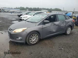 2012 Ford Focus SE с VIN 1FAHP3F22CL374708, выставлен на аукционе Copart как лот 59854395 с пробегом 179 599 миль миль и Списание • Salvage title. История ставок и продаж доступна на DreamBid. Изображение 1.