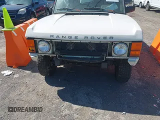 1993 Land Rover Range Rover with VIN SALHV1246PA627499, listed as a IAAI auction lot 42000297 with 155,126 mi miles and . Bid and sale history available at DreamBid. Image 6.