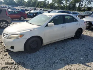 2011 Toyota Camry LE z VIN 4T1BF3EK0BU647265, wystawiony jako Copart lot #61944685 z przebiegiem Nie podano mil oraz Czysty tytuł • Clean title. Historia ofert i sprzedaży dostępna na DreamBid. Obrazek 1.