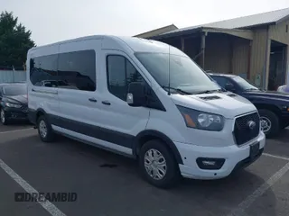 2024 Ford Transit Passenger XL with VIN 1FBAX2C83RKA51950, listed as a IAAI auction lot 41958350 with 22,811 mi miles. Bid and sale history available at carsss.com. Image 1.