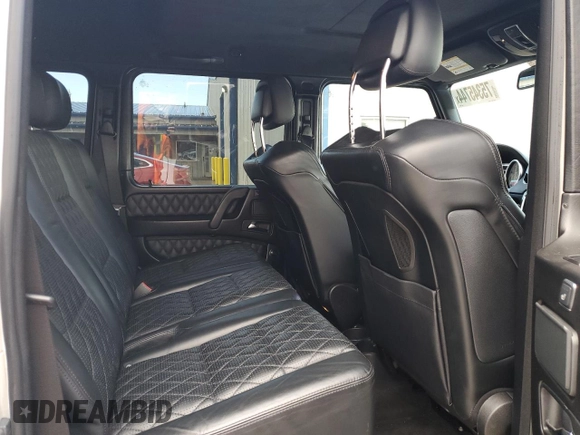 2016 Mercedes-Benz G 63 AMG z VIN WDCYC7DF2GX259909, wystawiony jako Copart lot #75345744 z przebiegiem 73 367 mil mil oraz Szkoda całkowita • Salvage title. Historia ofert i sprzedaży dostępna na DreamBid. Obrazek 11.