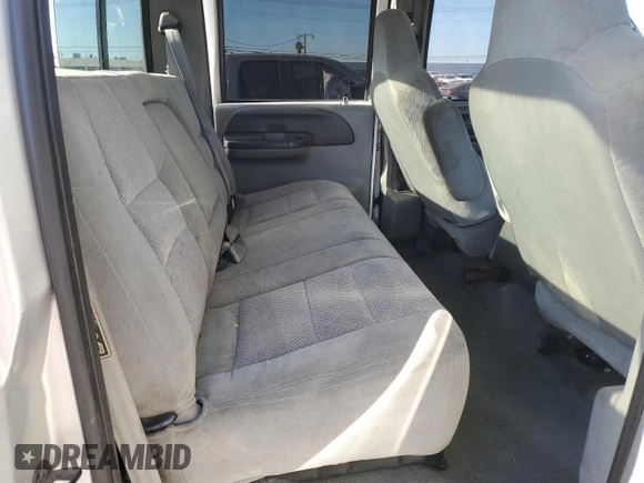 2003 Ford F-250 XL with VIN 1FTNW21S63EC36496, listed as a Copart auction lot 88551695 with 256,668 mi miles and Salvage title. Bid and sale history available at DreamBid. Image 10.