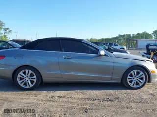 2011 Mercedes-Benz E-Class E 350 with VIN WDDKK5GFXBF080505, listed as a IAAI auction lot 41759498 with 226,419 mi miles. Bid and sale history available at carsss.com. Image 13.
