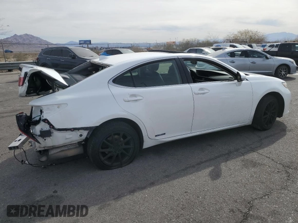2015 Lexus ES 300h с VIN JTHBW1GG6F2080139, выставлен на аукционе Copart как лот 49512225 с пробегом 101 433 миль миль и Списание • Salvage title. История ставок и продаж доступна на DreamBid. Изображение 3.