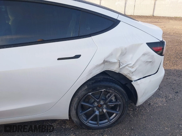 2023 Tesla Model 3 с VIN 5YJ3E1EA9PF479343, выставлен на аукционе IAAI как лот 42547545 с пробегом 11 741 миль миль и . История ставок и продаж доступна на DreamBid. Изображение 6.