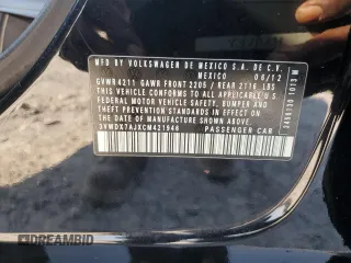 2012 Volkswagen Jetta SE z VIN 3VWDX7AJXCM421946, wystawiony jako Copart lot #62130895 z przebiegiem 133 567 mil mil oraz Szkoda całkowita • Salvage title. Historia ofert i sprzedaży dostępna na DreamBid. Obrazek 12.