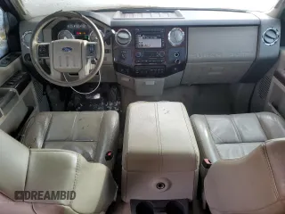 2008 Ford F-250 XL with VIN 1FTSW21R48EB32306, listed as a Copart auction lot 82715844 with 263,713 mi miles and Salvage title. Bid and sale history available at DreamBid. Image 8.