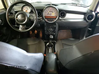 2012 MINI Hardtop with VIN WMWSU3C5XCT185017, listed as a Copart auction lot 61015285 with 129,288 mi miles and Clean title. Bid and sale history available at DreamBid. Image 8.