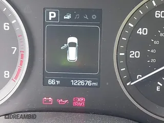 2016 Hyundai Tucson SE with VIN KM8J3CA43GU090127, listed as a IAAI auction lot 41488094 with 122,676 mi miles. Bid and sale history available at carsss.com. Image 15.