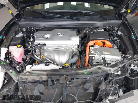2014 Lexus ES 300h with VIN JTHBW1GG9E2043696, listed as a IAAI auction lot 42392424 with 74,370 mi miles and . Bid and sale history available at DreamBid. Image 10.