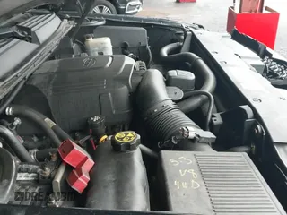 2012 Chevrolet Suburban LT с VIN 1GNSKJE77CR241592, выставлен на аукционе IAAI как лот 42522470 с пробегом 186 632 миль миль и . История ставок и продаж доступна на DreamBid. Изображение 19.