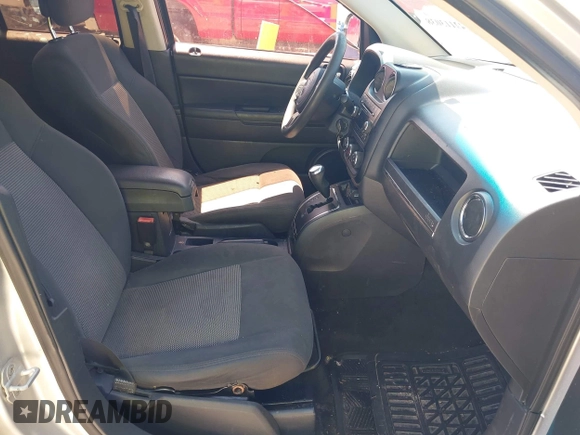 2012 Jeep Compass Sport with VIN 1C4NJCBA7CD660091, listed as a IAAI auction lot 42113038 with 123,181 mi miles. Bid and sale history available at carsss.com. Image 5.