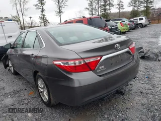 2017 Toyota Camry XLE with VIN 4T1BF1FK2HU714654, listed as a IAAI auction lot 41852758 with 137,016 mi miles. Bid and sale history available at carsss.com. Image 3.
