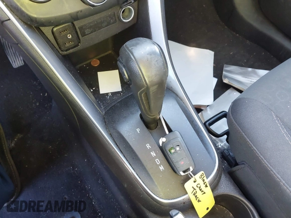 2018 Chevrolet Trax LS with VIN 3GNCJKSB1JL330732, listed as a IAAI auction lot 41739704 with 98,554 mi miles. Bid and sale history available at carsss.com. Image 11.