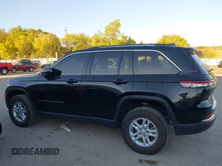 2023 Jeep Grand Cherokee Laredo с VIN 1C4RJHAG9PC598984, выставлен на аукционе IAAI как лот 40651846 с пробегом 23 154 миль миль и . История ставок и продаж доступна на DreamBid. Изображение 14.