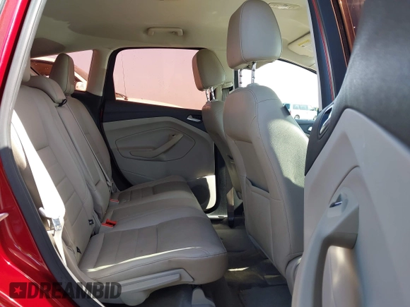 2013 Ford C-Max SEL z VIN 1FADP5CU4DL555035, wystawiony jako IAAI lot #42355498 z przebiegiem 172 374 mil mil oraz . Historia ofert i sprzedaży dostępna na DreamBid. Obrazek 8.