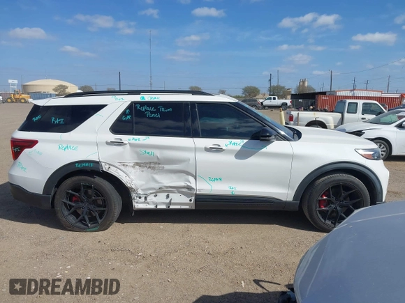 2021 Ford Explorer ST z VIN 1FM5K8GCXMGA81385, wystawiony jako IAAI lot #41828212 z przebiegiem 66 477 mil mil oraz . Historia ofert i sprzedaży dostępna na DreamBid. Obrazek 13.