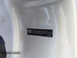 2005 Toyota Prius z VIN JTDKB20U353071619, wystawiony jako IAAI lot #42386134 z przebiegiem Nie podano mil oraz . Historia ofert i sprzedaży dostępna na DreamBid. Obrazek 9.