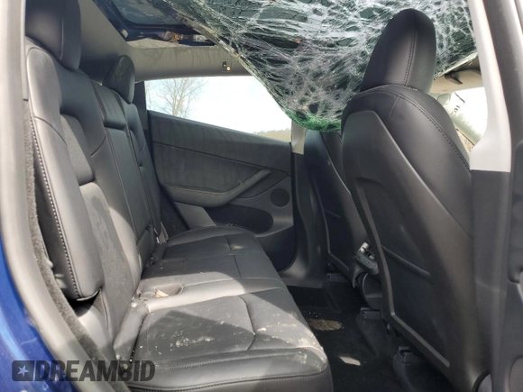 2024 Tesla Model Y Long Range with VIN 7SAYGDEE6RF036075, listed as a Copart auction lot 51275845 with Not Provided miles and Salvage Title. Bid and sale history available at DreamBid. Image 10.