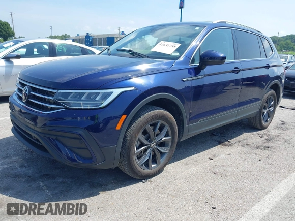 2022 Volkswagen Tiguan SE с VIN 3VV2B7AX7NM135263, выставлен на аукционе IAAI как лот 42632738 с пробегом 35 378 миль миль и . История ставок и продаж доступна на DreamBid. Изображение 20.