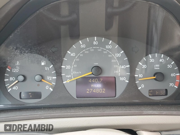 2002 Mercedes-Benz CLK 320/430 with VIN WDBLJ70G42F199391, listed as a Copart auction lot 50912095 with 274,802 mi miles and Salvage Title. Bid and sale history available at DreamBid. Image 9.