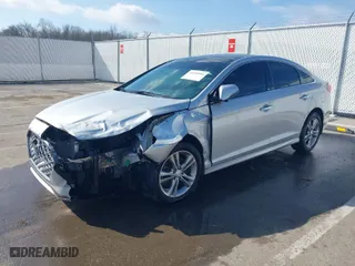 2019 Hyundai Sonata SEL with VIN 5NPE34AF4KH763085, listed as a IAAI auction lot 41660904 with 51,086 mi miles. Bid and sale history available at carsss.com. Image 2.