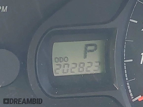 2014 Toyota Sienna L with VIN 5TDZK3DC6ES421278, listed as a IAAI auction lot 41178679 with 202,823 mi miles. Bid and sale history available at carsss.com. Image 15.