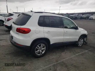 2015 Volkswagen Tiguan R-Line with VIN WVGAV7AX1FW610467, listed as a Copart auction lot 55670825 with 113,870 mi miles and Salvage Title. Bid and sale history available at DreamBid. Image 3.