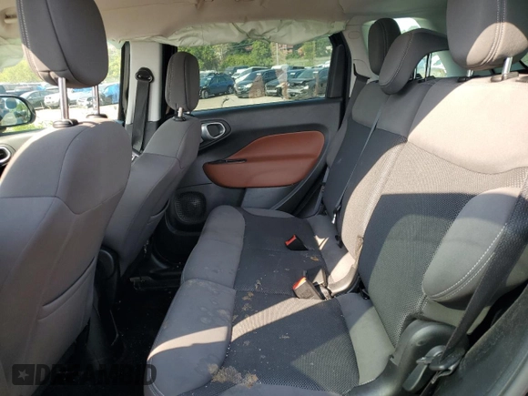 2016 FIAT 500L Trekking with VIN ZFBCFADH3GZ038039, listed as a Copart auction lot 70144554 with 97,598 mi miles and Salvage Title. Bid and sale history available at carsss.com. Image 10.