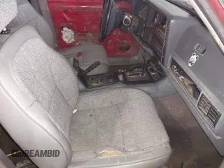 1996 Jeep Cherokee Sport with VIN 1J4FJ68S0TL177046, listed as a IAAI auction lot 42412615 with 176,657 mi miles and . Bid and sale history available at DreamBid. Image 5.