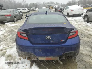 2024 Toyota GR86 Premium with VIN JF1ZNBE15R8757616, listed as a Copart auction lot 44904695 with 0 mi miles and Salvage Title. Bid and sale history available at carsss.com. Image 6.