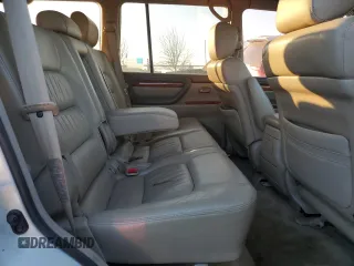 1999 Lexus LX 470 z VIN JT6HT00WXX0056382, wystawiony jako Copart lot #43045035 z przebiegiem 238 727 mil mil oraz Czysty tytuł • Clean title. Historia ofert i sprzedaży dostępna na DreamBid. Obrazek 11.