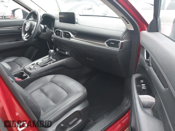 2022 Mazda CX-5 2.5 S Premium Package with VIN JM3KFBDM2N0648342, listed as a IAAI auction lot 41922217 with 31,520 mi miles. Bid and sale history available at carsss.com. Image 5.