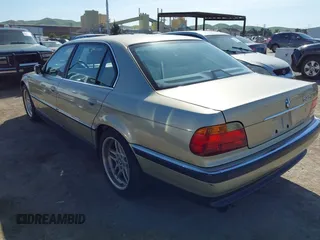 2000 BMW 7 Series 740iL with VIN WBAGH8340YDP13857, listed as a IAAI auction lot 41767665 with 194,786 mi miles. Bid and sale history available at carsss.com. Image 3.