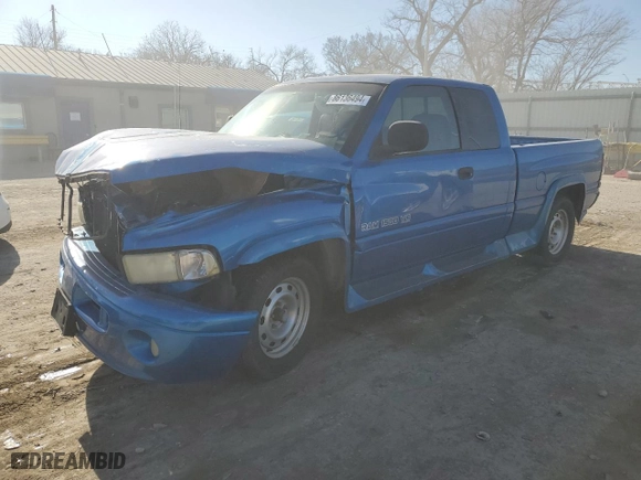 1999 Dodge Ram 1500 with VIN 3B7HC13Z5XG184383, listed as a Copart auction lot 86136494 with 143,002 mi miles and Salvage Title. Bid and sale history available at carsss.com. Image 1.