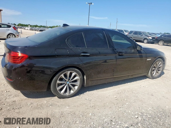 2015 BMW 5 Series 528i z VIN WBA5A5C51FD516809, wystawiony jako Copart lot #57714025 z przebiegiem 135 554 mil mil oraz Czysty tytuł • Clean title. Historia ofert i sprzedaży dostępna na DreamBid. Obrazek 3.