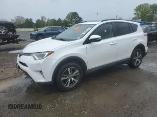 2018 Toyota RAV4 XLE with VIN 2T3WFREV9JW405921, listed as a Copart auction lot 50695175 with 133,019 mi miles and Salvage Title. Bid and sale history available at carsss.com. Image 1.