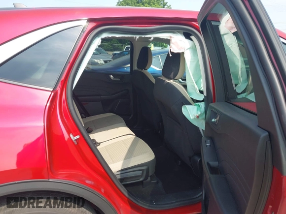 2021 Ford Escape SE with VIN 1FMCU9G63MUA92215, listed as a IAAI auction lot 42439963 with 15,063 mi miles and . Bid and sale history available at DreamBid. Image 8.