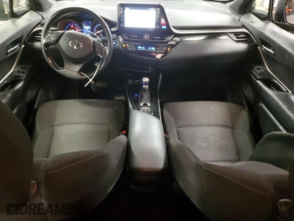 2019 Toyota C-HR XLE with VIN JTNKHMBX0K1035830, listed as a Copart auction lot 52561095 with 98,412 mi miles and Clean Title. Bid and sale history available at carsss.com. Image 8.