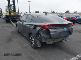 2017 Toyota Prius Plus with VIN JTDKARFP6H3058607, listed as a IAAI auction lot 42074537 with 181,991 mi miles and . Bid and sale history available at DreamBid. Image 15.