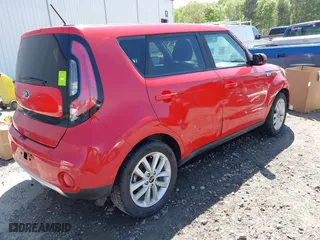 2018 Kia Soul + with VIN KNDJP3A53J7612357, listed as a IAAI auction lot 41994031 with 147,353 mi miles. Bid and sale history available at carsss.com. Image 4.