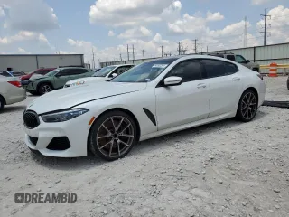 2022 BMW 8 Series M850i with VIN WBAGV8C00NCH82347, listed as a Copart auction lot 64092294 with 22,785 mi miles and Salvage Title. Bid and sale history available at carsss.com. Image 1.