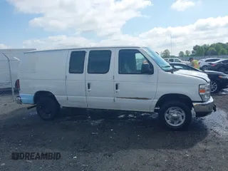 2013 Ford Econoline Cargo Commercial z VIN 1FTNE1EW2DDA04169, wystawiony jako IAAI lot #42110332 z przebiegiem 65 551 mil mil oraz . Historia ofert i sprzedaży dostępna na DreamBid. Obrazek 13.