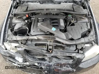 2009 BMW 3 Series 323i z VIN WBAPG73539A641268, wystawiony jako Copart lot #65438134 z przebiegiem 202 480 mil mil oraz Szkoda całkowita • Salvage title. Historia ofert i sprzedaży dostępna na DreamBid. Obrazek 11.
