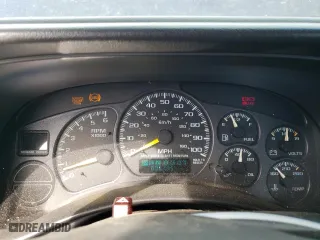 2000 Chevrolet Silverado 1500 with VIN 1GCEC14W7YE274991, listed as a Copart auction lot 49786355 with 76,175 mi miles and Clean Title. Bid and sale history available at carsss.com. Image 9.