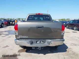 2008 Toyota Tundra LTD with VIN 5TBEV58128S481081, listed as a IAAI auction lot 41863039 with 291,949 mi miles. Bid and sale history available at carsss.com. Image 16.