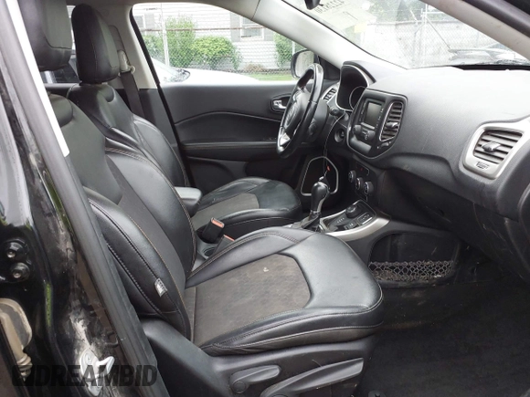 2017 Jeep Compass Latitude с VIN 3C4NJDBB7HT679532, выставлен на аукционе IAAI как лот 42228130 с пробегом 116 505 миль миль и . История ставок и продаж доступна на DreamBid. Изображение 5.