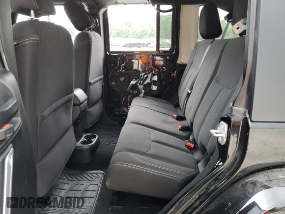 2018 Jeep Wrangler JK Unlimited Sahara with VIN 1C4HJWEG3JL921167, listed as a Copart auction lot 57310714 with 59,110 mi miles and Salvage Title. Bid and sale history available at carsss.com. Image 10.