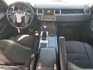 2013 Land Rover Range Rover Sport HSE z VIN SALSF2D43DA774896, wystawiony jako Copart lot #54143345 z przebiegiem 172 514 mil mil oraz Szkoda całkowita • Salvage title. Historia ofert i sprzedaży dostępna na DreamBid. Obrazek 8.