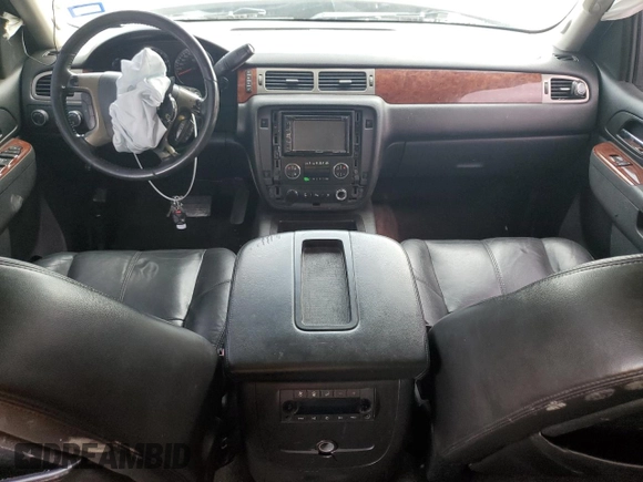2011 Chevrolet Suburban LT with VIN 1GNSKJE34BR330712, listed as a Copart auction lot 70394604 with 0 mi miles and Salvage Title. Bid and sale history available at carsss.com. Image 8.